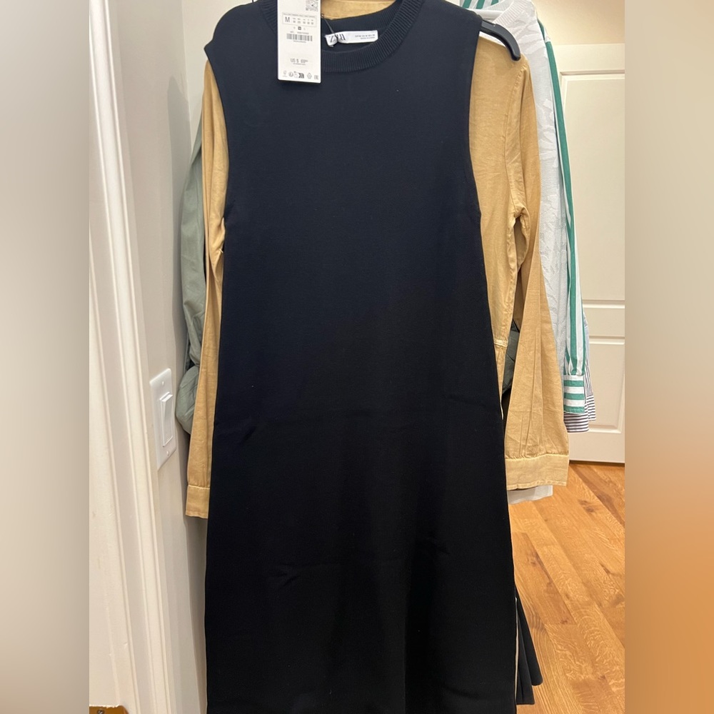 Great black sweater sleeveless midi dress from Zara